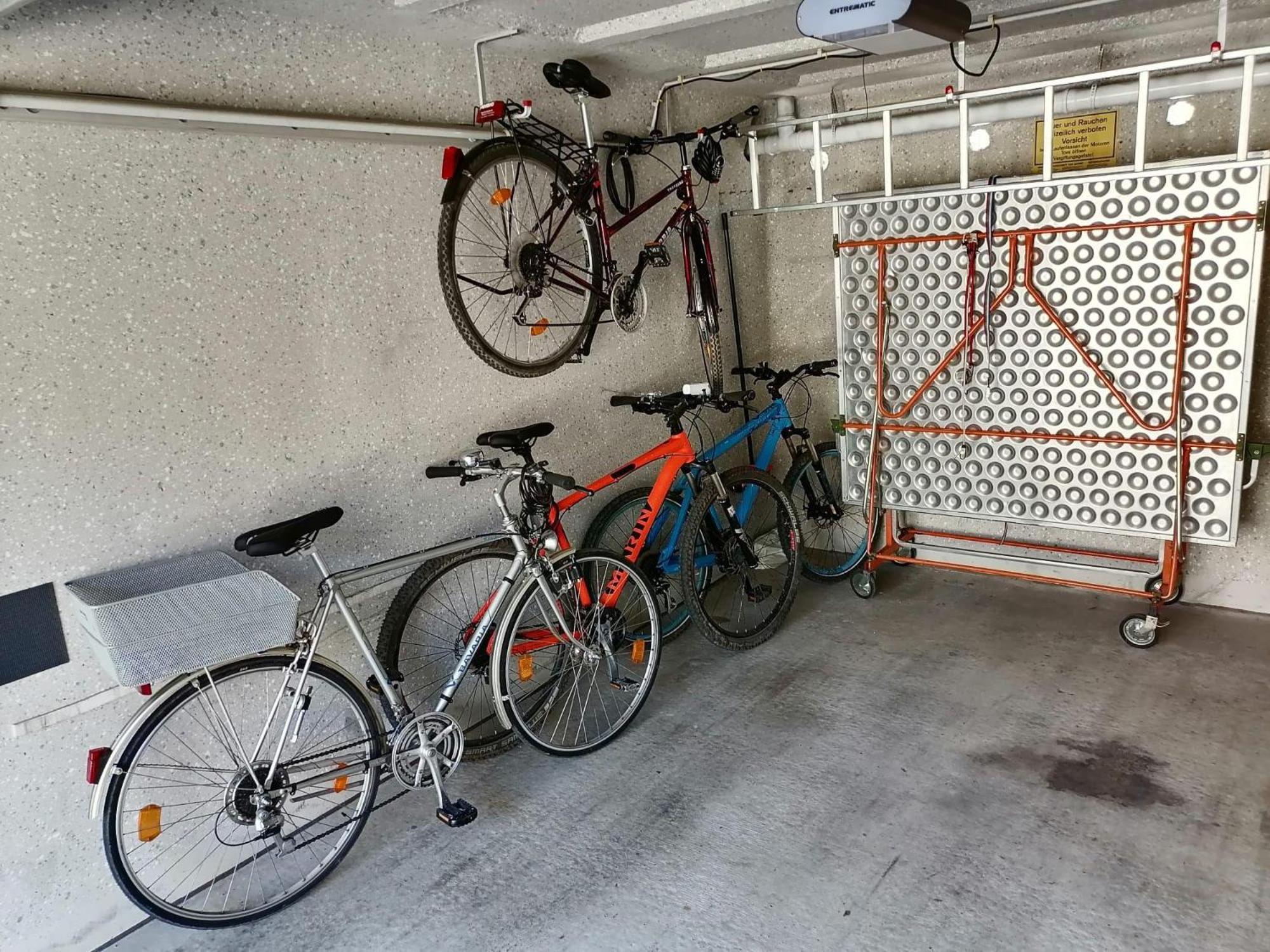 Elegant-Terraced-House-With-Bikes-Near-The-Lake-Children-At-Least-6-A-Old شتارنبرج المظهر الخارجي الصورة